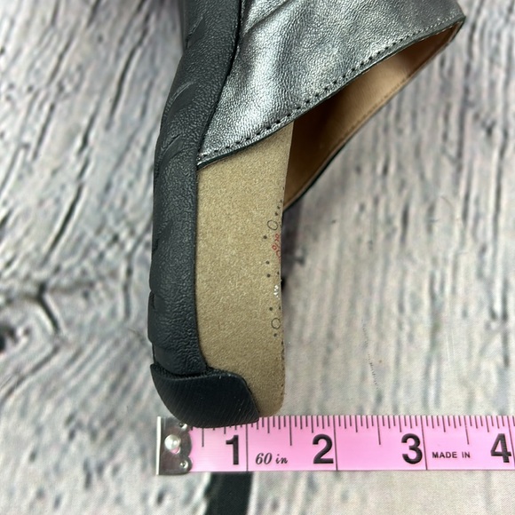 TAOS GIFT 2 Pewter Leather Thong Slip On Sandal - Picture 7 of 16